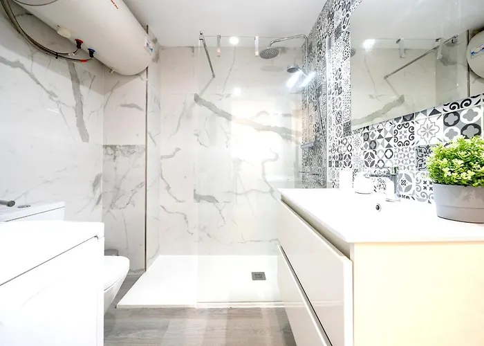 Xpce Marino 2 - Parking Free アパート